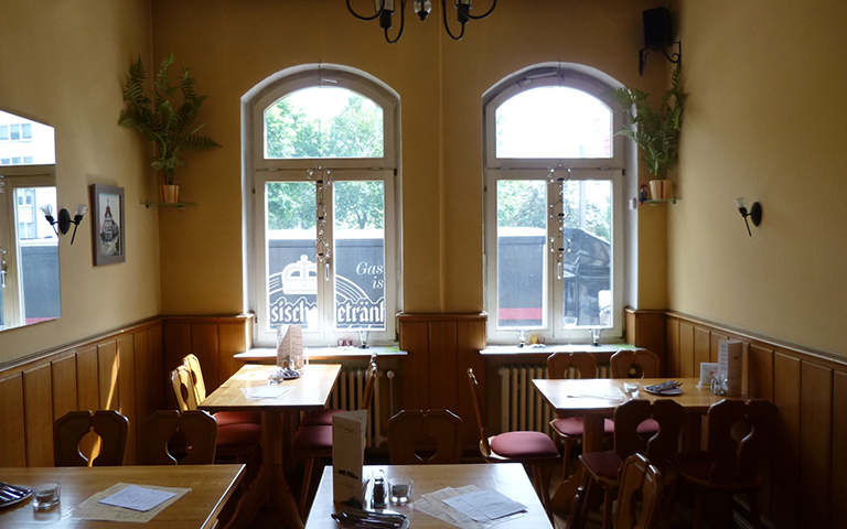 Gastraum vor der Renovierung